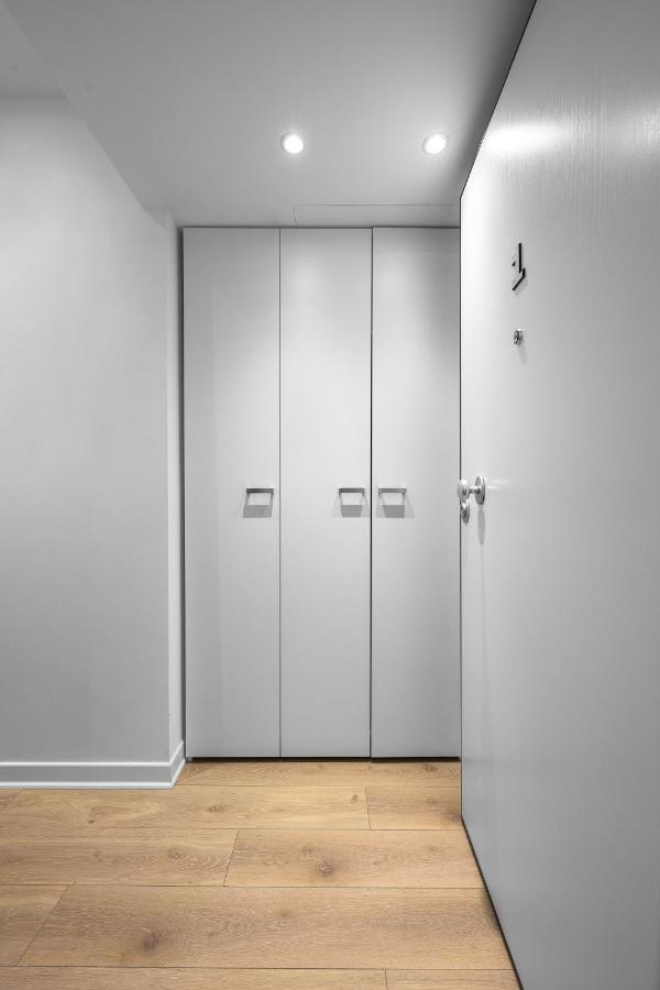 Nyma White Apartments, The Luxury Suites سالونيك المظهر الخارجي الصورة