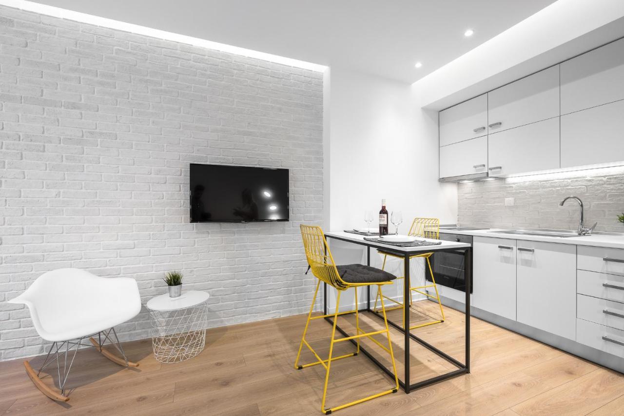 Nyma White Apartments, The Luxury Suites سالونيك المظهر الخارجي الصورة