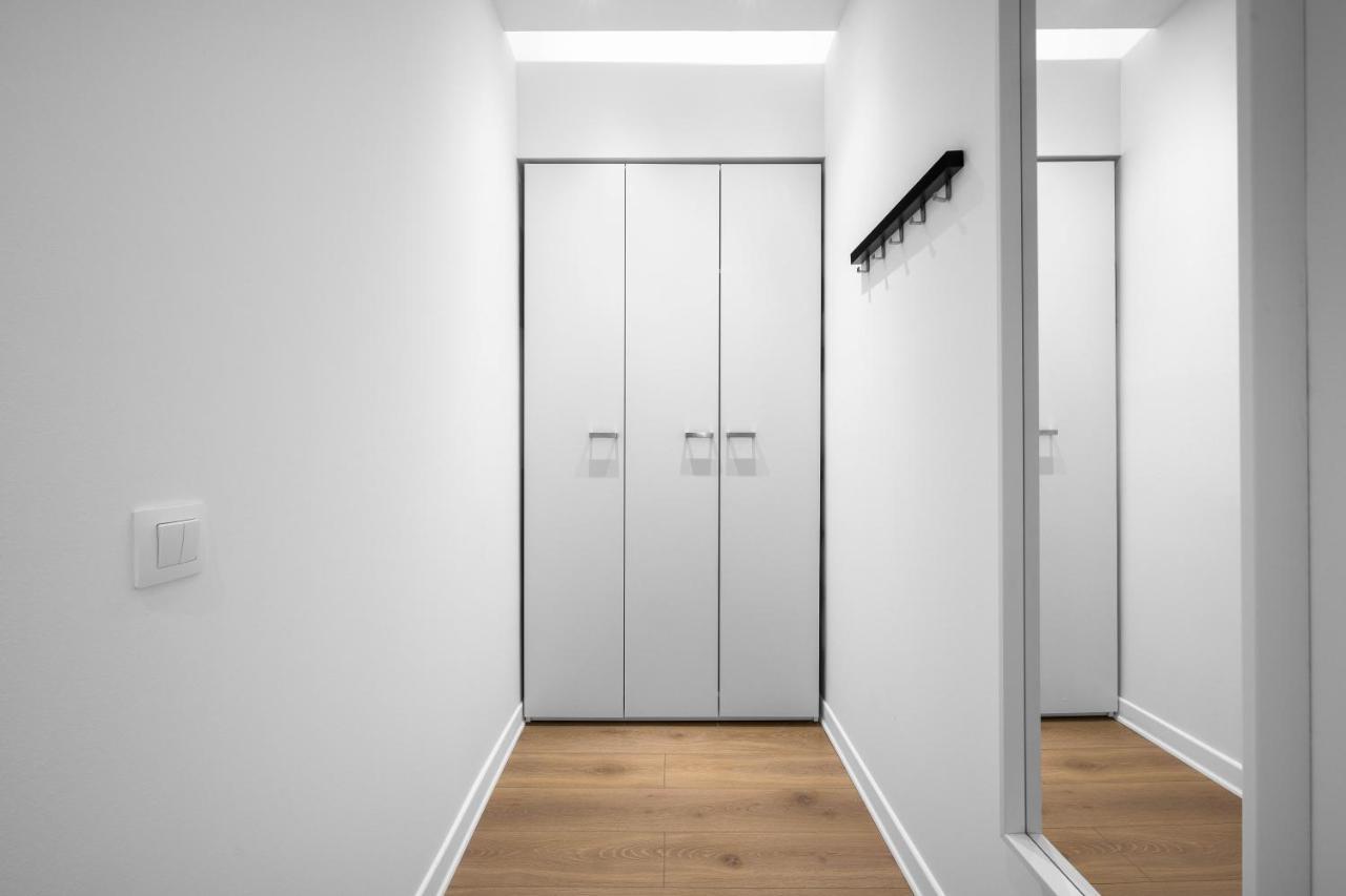 Nyma White Apartments, The Luxury Suites سالونيك المظهر الخارجي الصورة