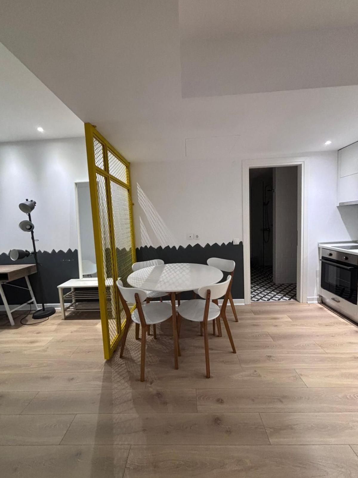 Nyma White Apartments, The Luxury Suites سالونيك المظهر الخارجي الصورة