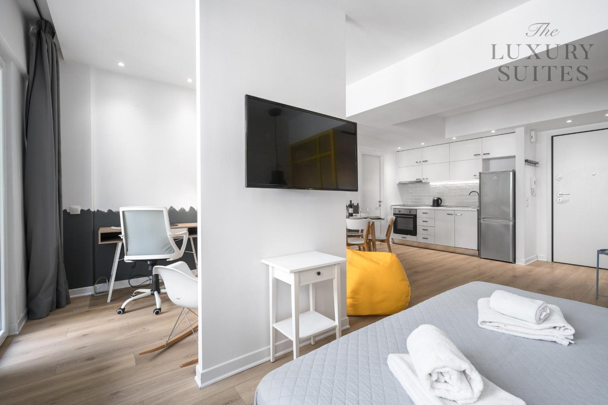 Nyma White Apartments, The Luxury Suites سالونيك المظهر الخارجي الصورة