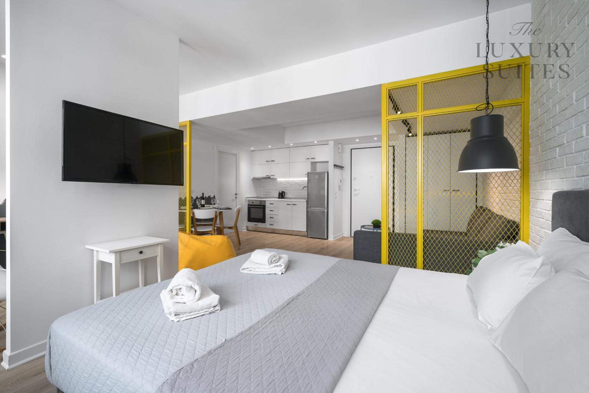 Nyma White Apartments, The Luxury Suites سالونيك المظهر الخارجي الصورة