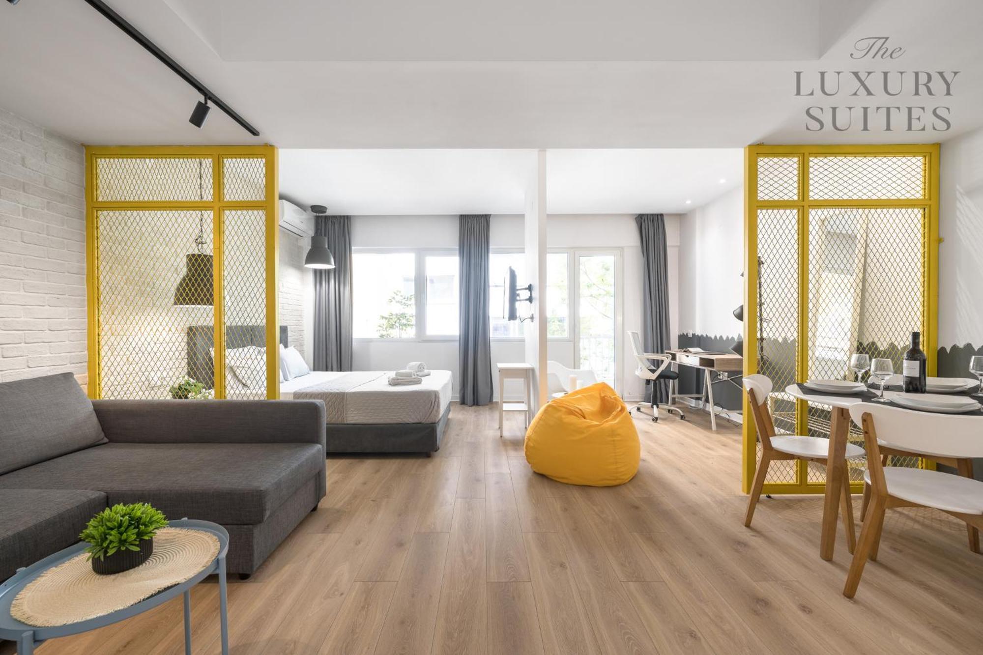 Nyma White Apartments, The Luxury Suites سالونيك المظهر الخارجي الصورة