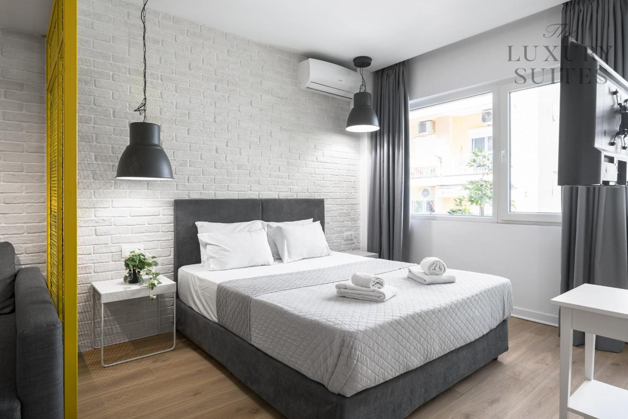 Nyma White Apartments, The Luxury Suites سالونيك المظهر الخارجي الصورة