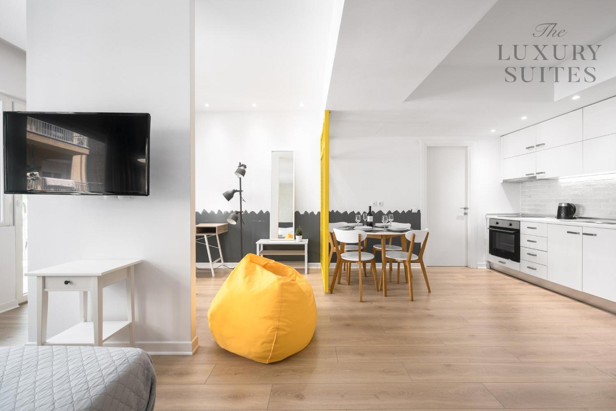 Nyma White Apartments, The Luxury Suites سالونيك المظهر الخارجي الصورة