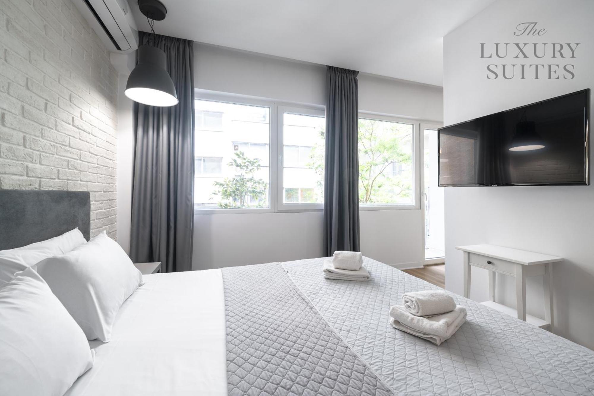 Nyma White Apartments, The Luxury Suites سالونيك المظهر الخارجي الصورة